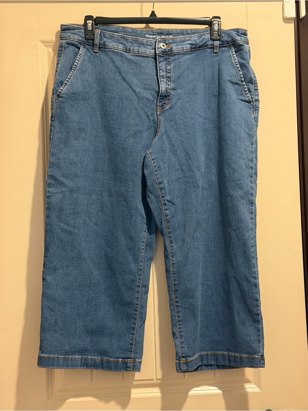 Style & Co. Medium Blue Wide Leg Crop Jeans